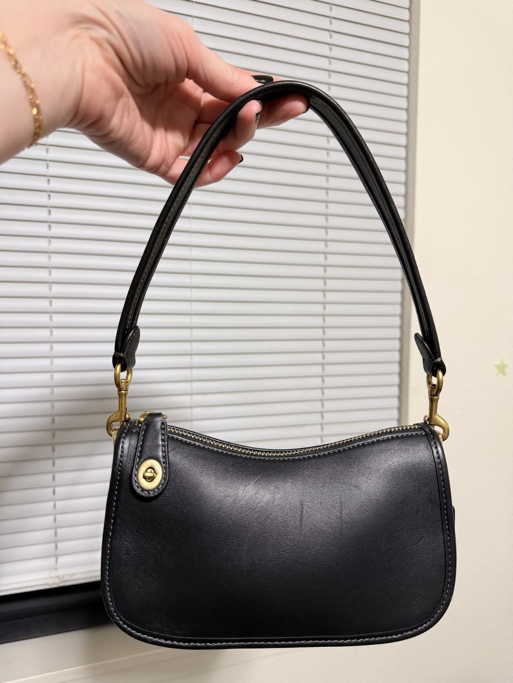 Coach Swinger 20 Black Brass Smooth Leather Archives 1941 Coach Originals C2643